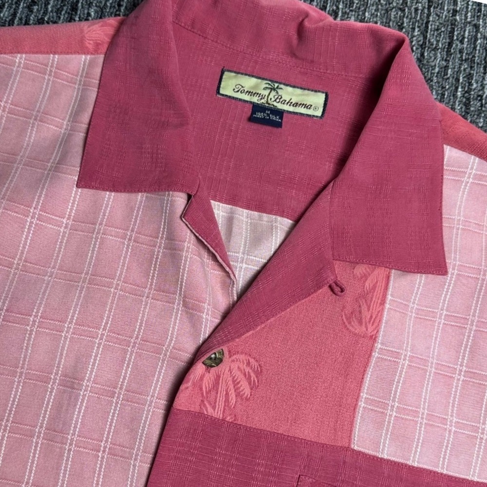 Tommy Bahama Pink Tropical Camp Shirt Short Sleeve Silk Button Up Palm Medium